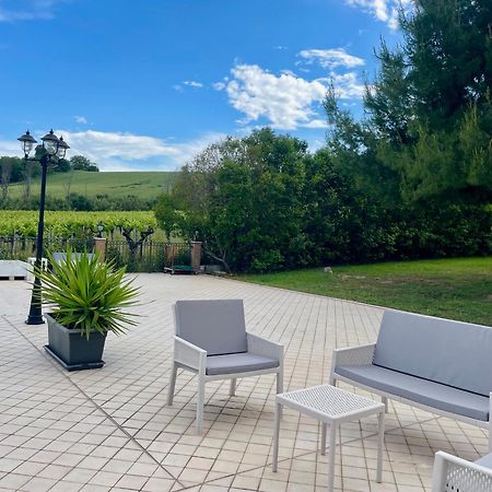 Vigneto - Italian Restaurant & B&B Villa Rosa Di Martinsicuro 外观 照片