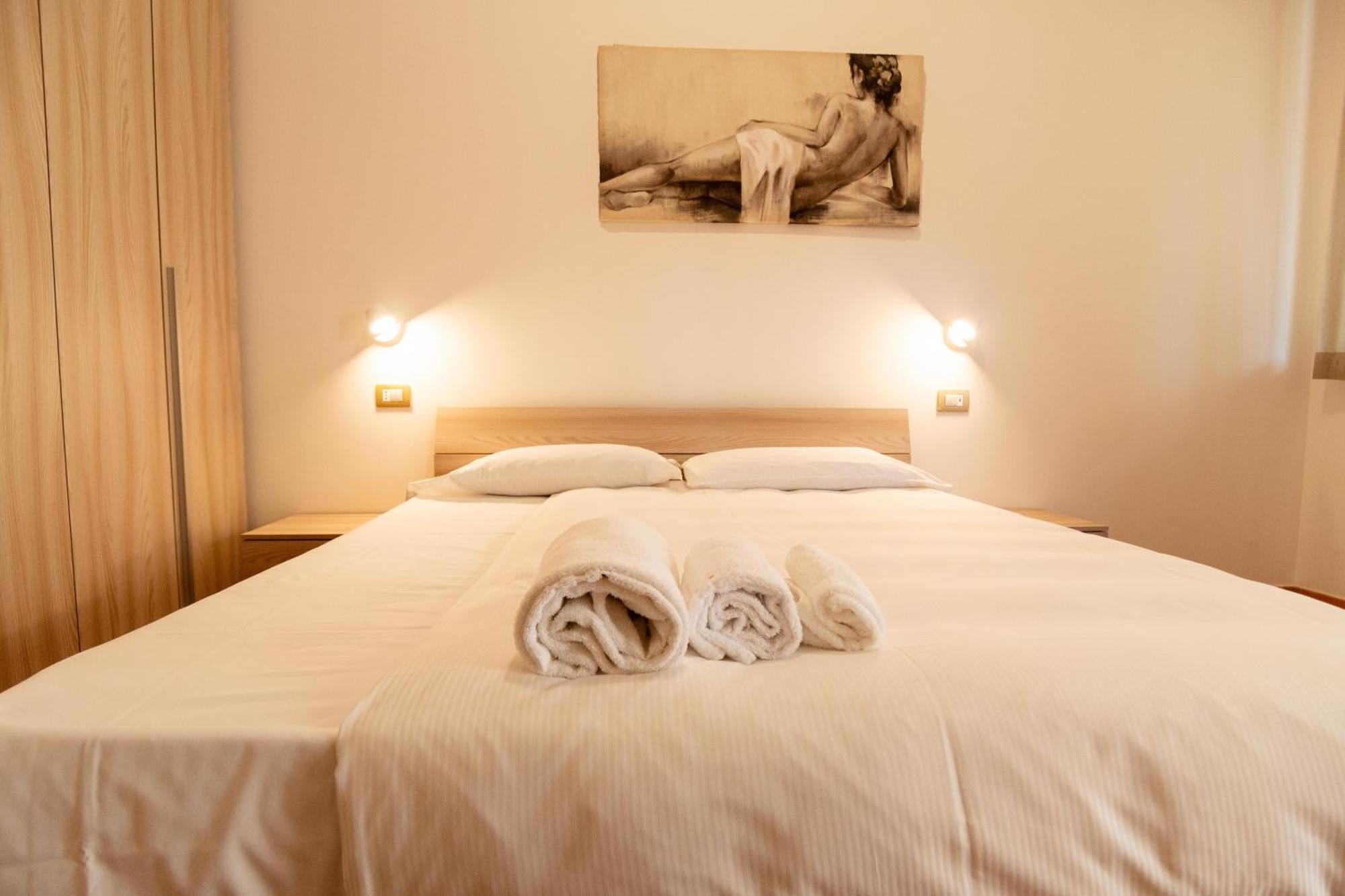 Vigneto - Italian Restaurant & B&B Villa Rosa Di Martinsicuro 外观 照片